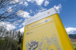 Aussenleitsystem Kardinal Schwarzenberg´sches Krankenhaus